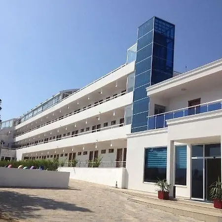 The Life Center 3*