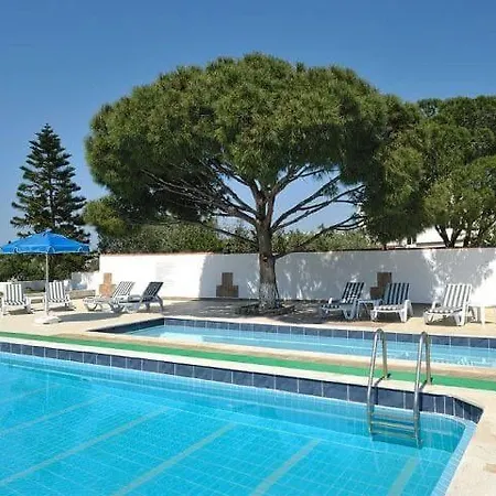 The Life Center فندق مبيت وإفطار 3*