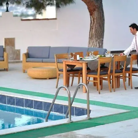 Bed & Breakfast The Life Center 3*