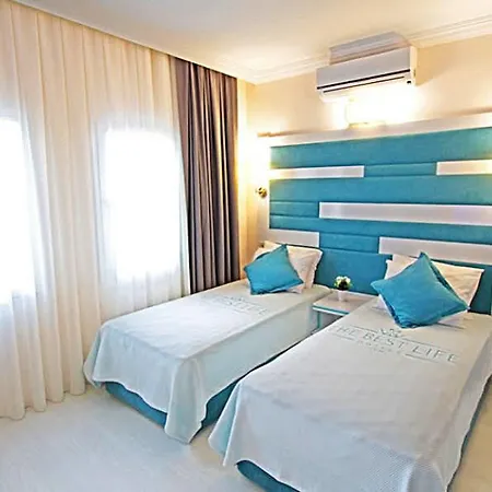 Bed & Breakfast The Life Center 3*